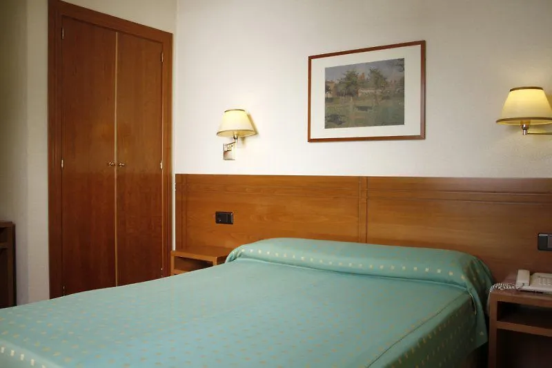 Hotel YIT Conquista de Toledo 3*,  España